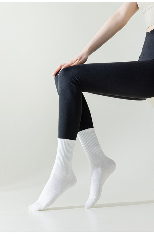 GripFlex™ Non-Slip Yoga & Pilates Socks | Stability, Comfort & Style - Pack of 4